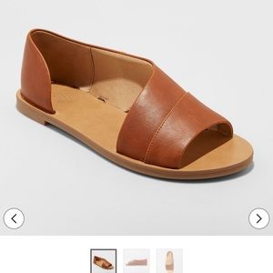 Universal Thread Asymmetrical Slide Sandals Sz 8.5